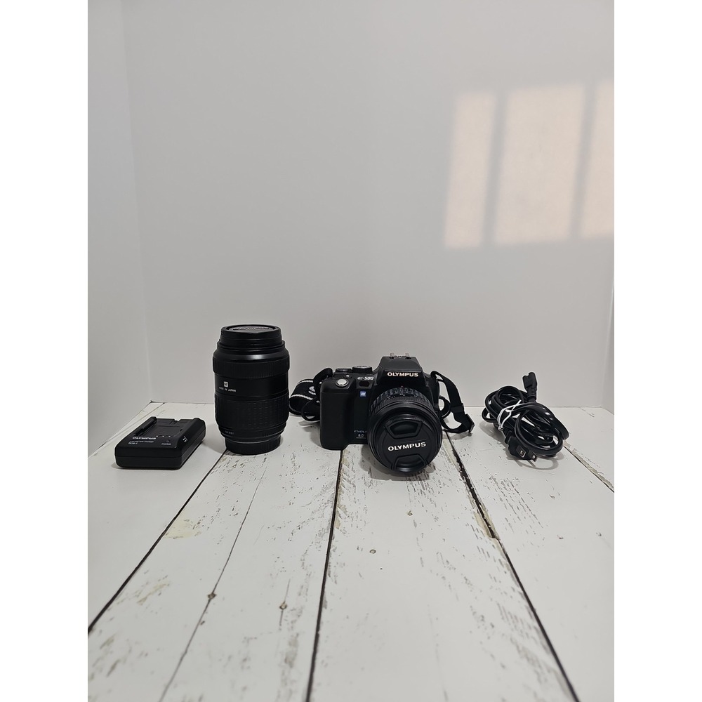 Olympus EVOLT E-500 8.0MP Black Digital SLR Body w/ 2 Olympus Lenses